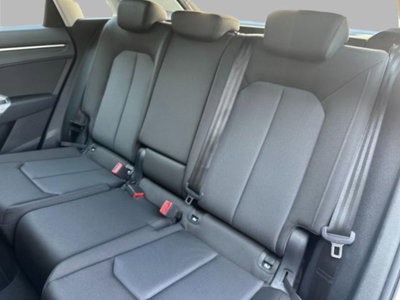 Audi Q3 35 TDI quattro S tronic Business (12)