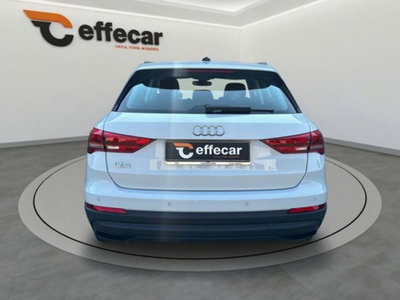 Audi Q3 35 TDI quattro S tronic Business (5)