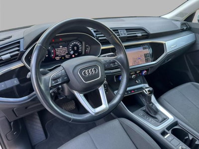Audi Q3 35 TDI quattro S tronic Business (7)