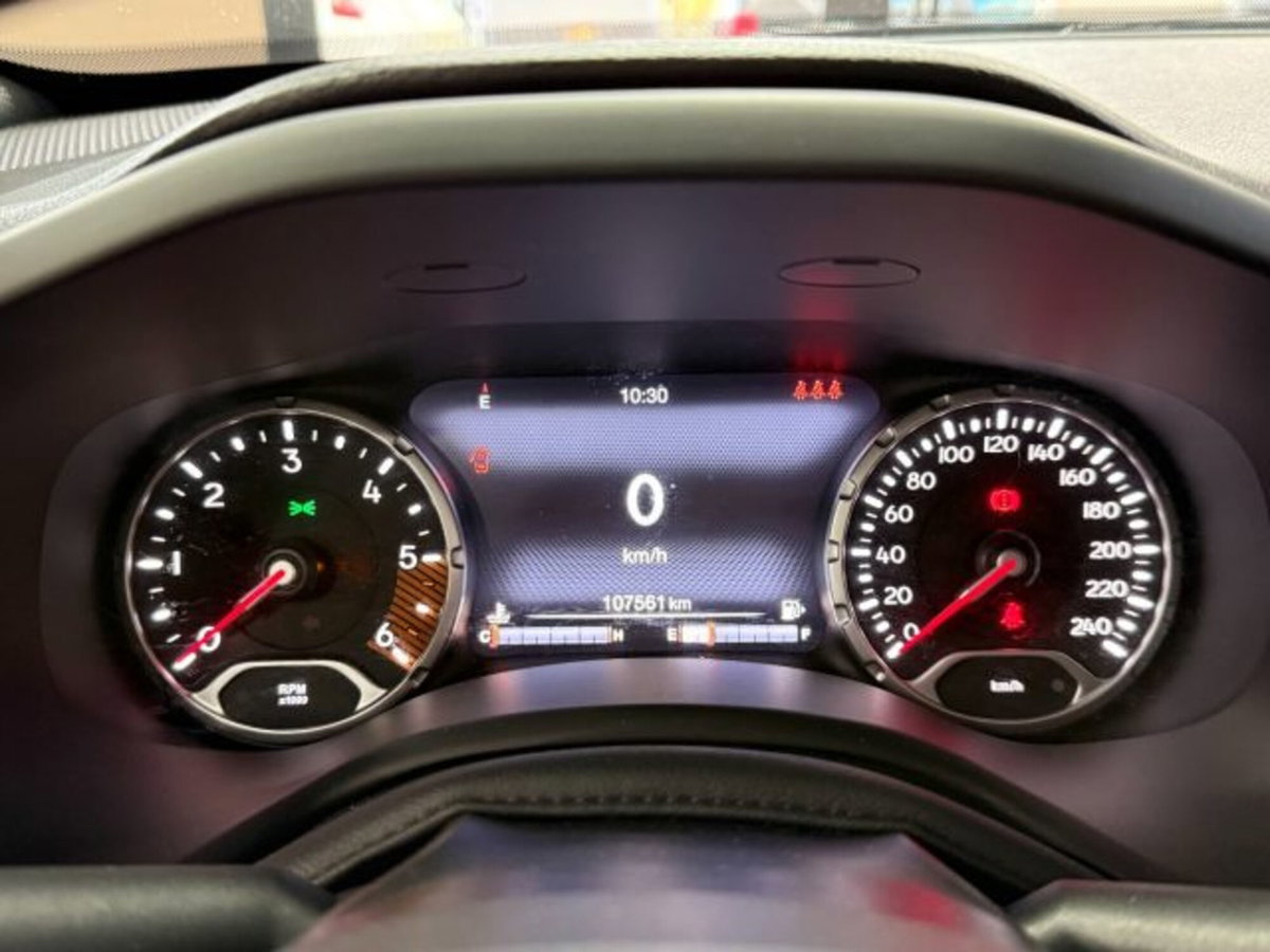 Jeep Renegade 1.6 Mjt 130 CV Limited (13)