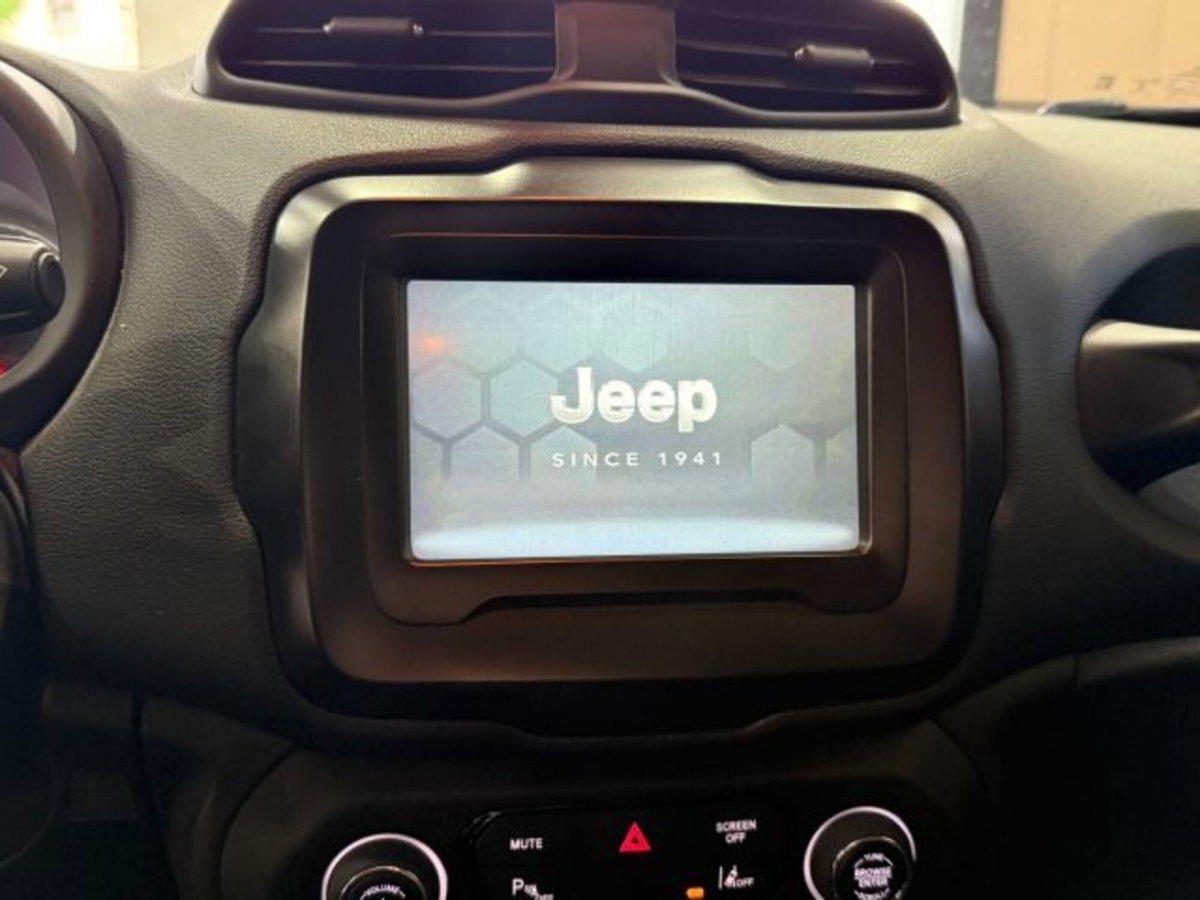 Jeep Renegade 1.6 Mjt 130 CV Limited (14)