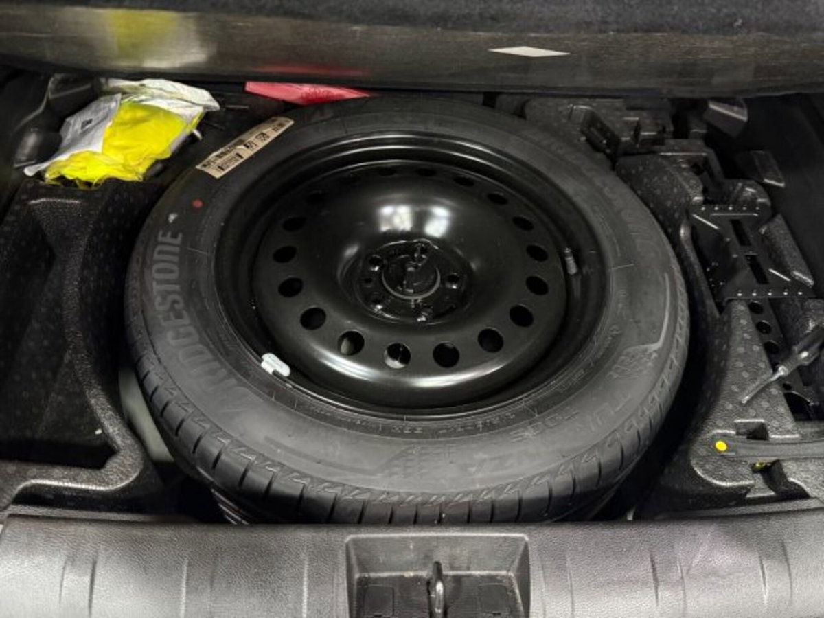 Jeep Renegade 1.6 Mjt 130 CV Limited (18)