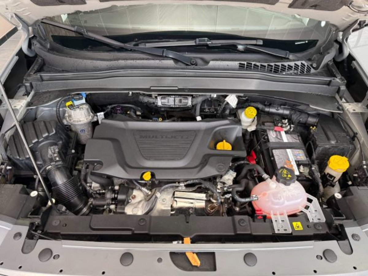 Jeep Renegade 1.6 Mjt 130 CV Limited (19)
