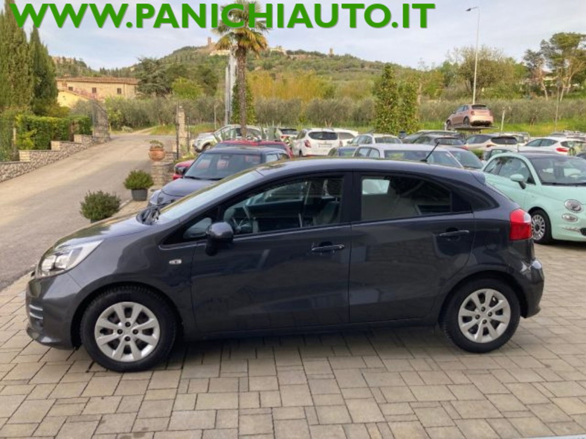 Kia Rio 1.1 CRDi 5p. Cool (2)