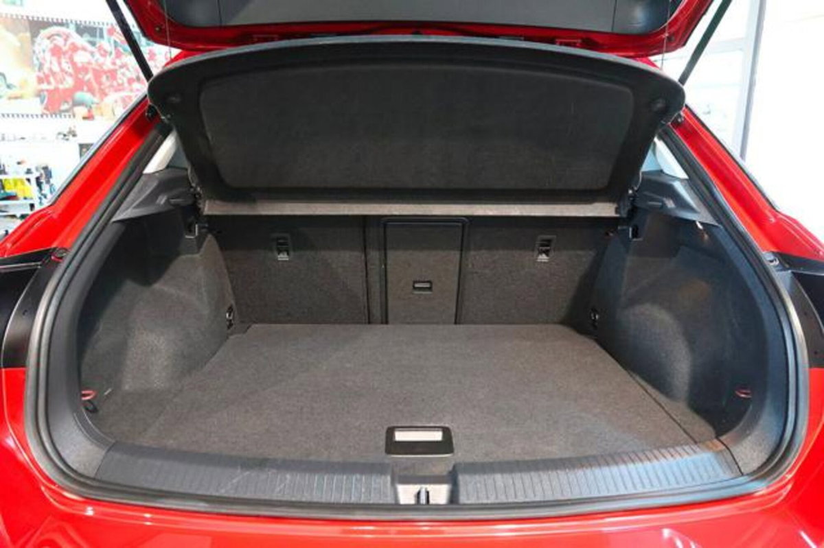Volkswagen T-Roc 2.0 tdi Style 115cv (12)