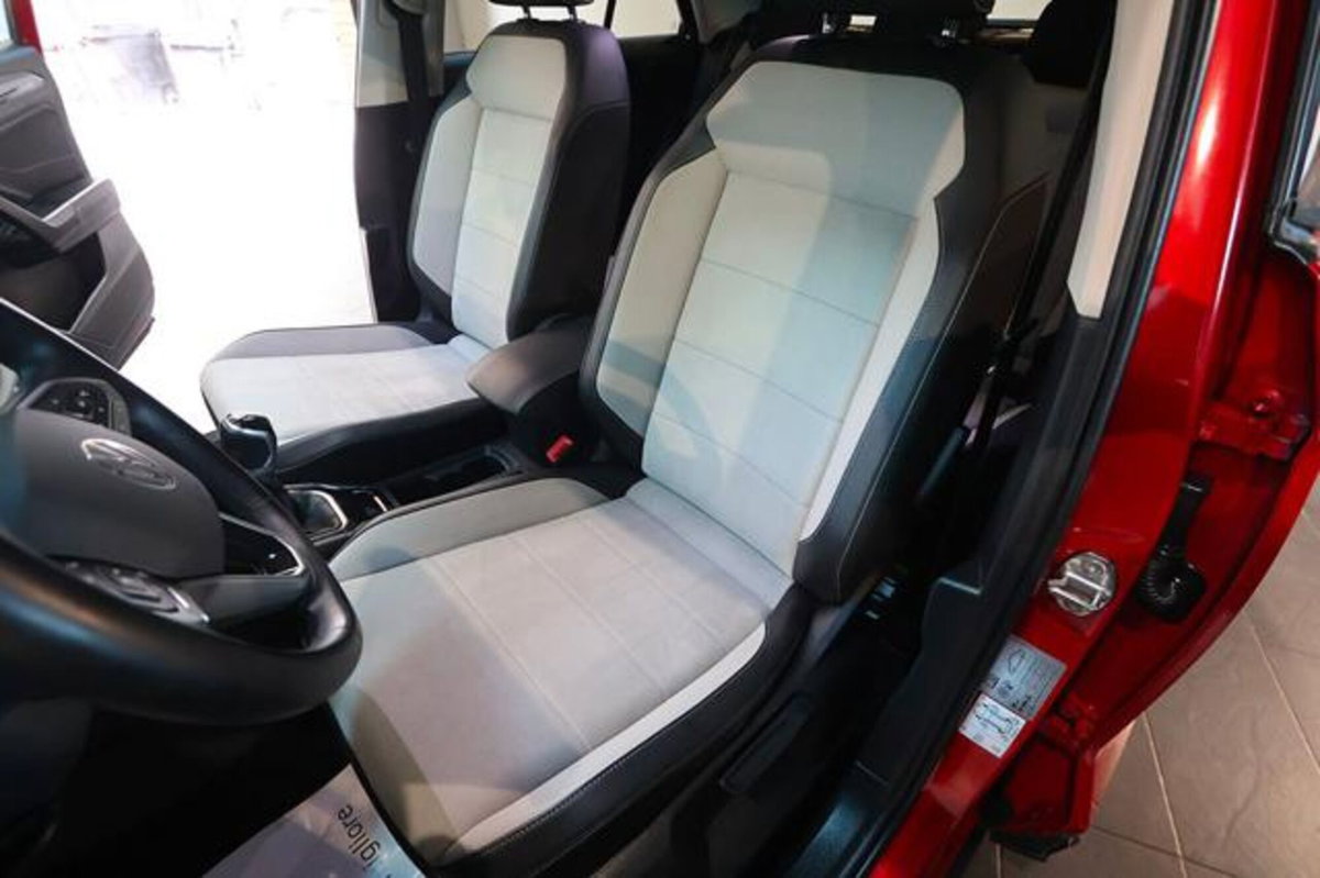 Volkswagen T-Roc 2.0 tdi Style 115cv (17)