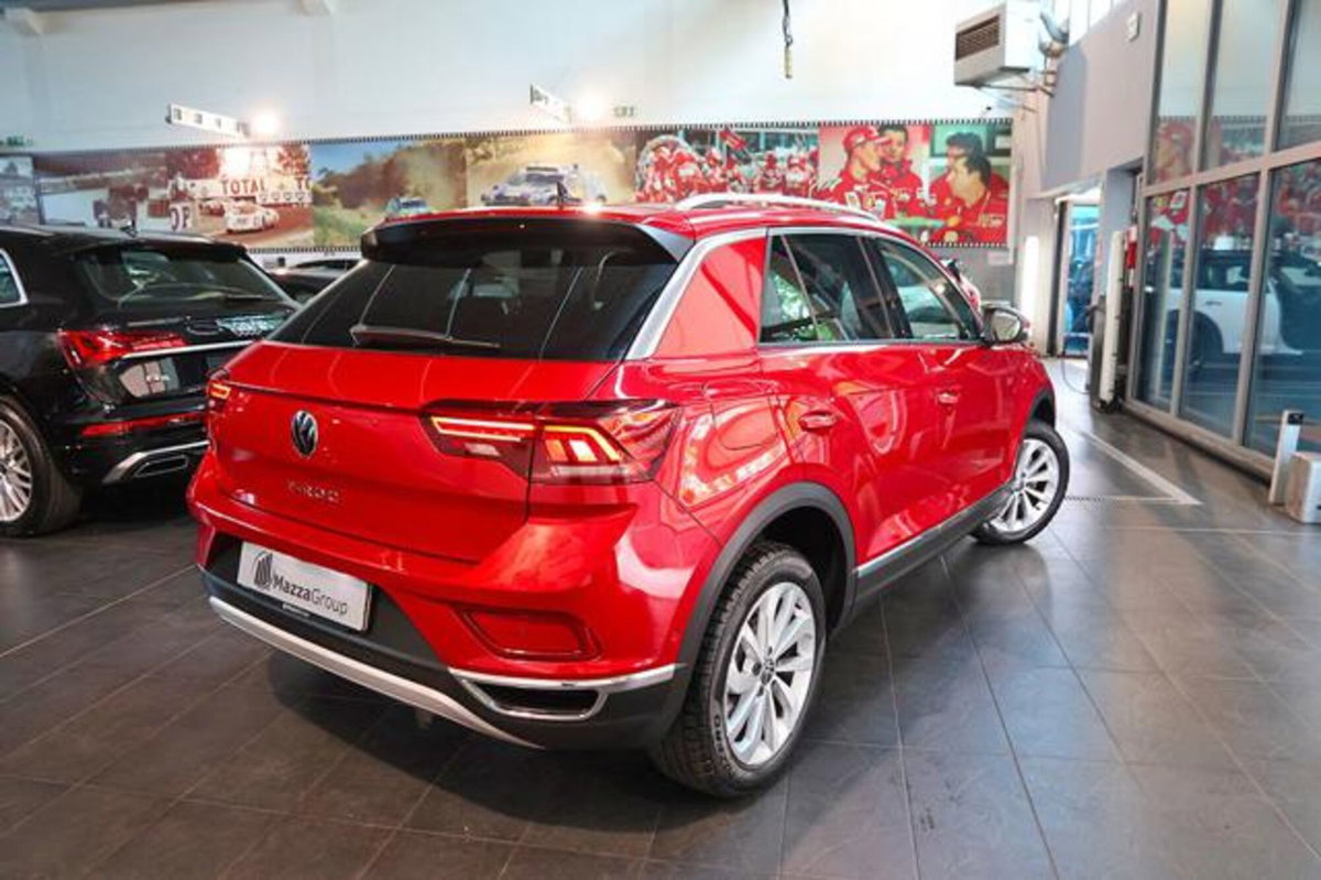 Volkswagen T-Roc 2.0 tdi Style 115cv (9)