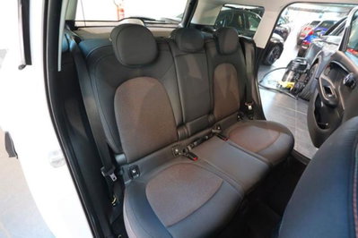 MINI Mini Countryman 1.5 One D Essential Countryman (9)