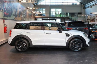 MINI Mini Countryman 1.5 One D Essential Countryman (2)