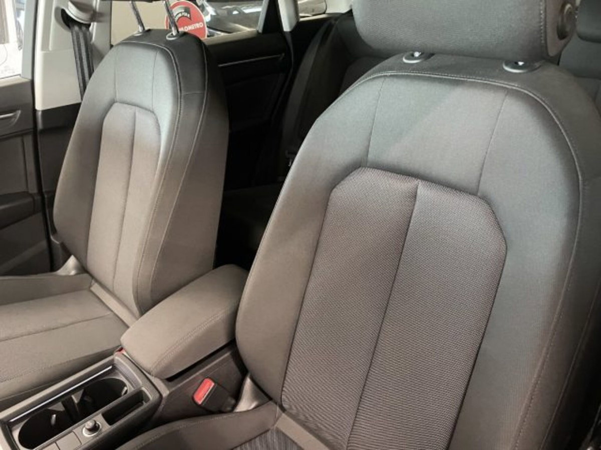 Audi Q3 2.0 TDI 150 CV quattro Business (8)