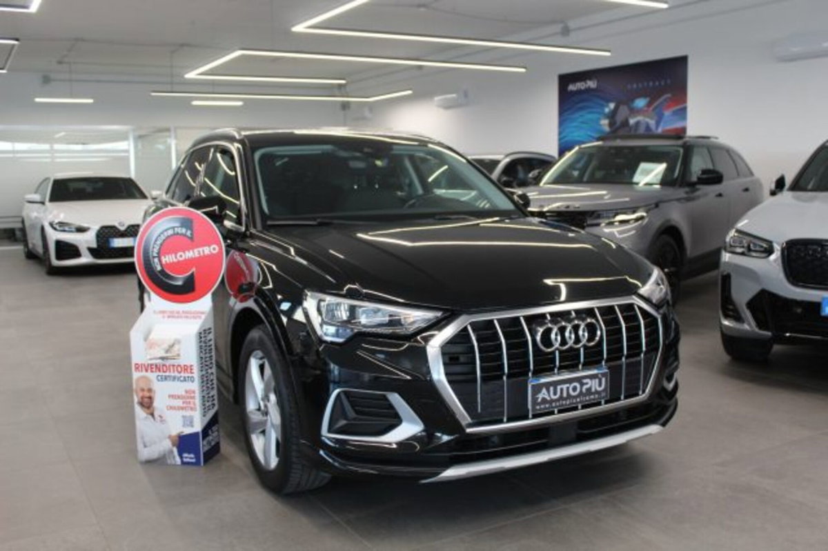 Audi Q3 2.0 tdi Business Advanced 150cv s-tronic