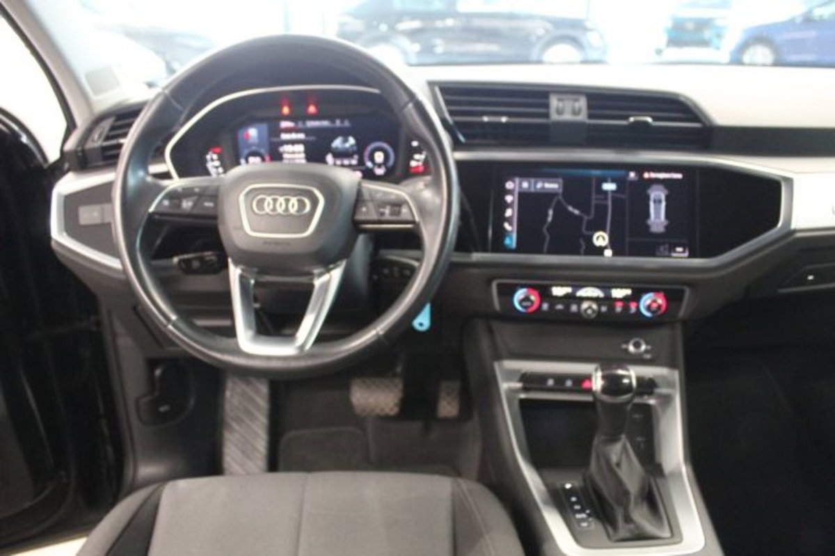Audi Q3 2.0 tdi Business Advanced 150cv s-tronic (15)
