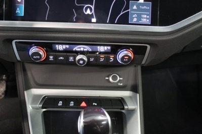 Audi Q3 2.0 tdi Business Advanced 150cv s-tronic (6)