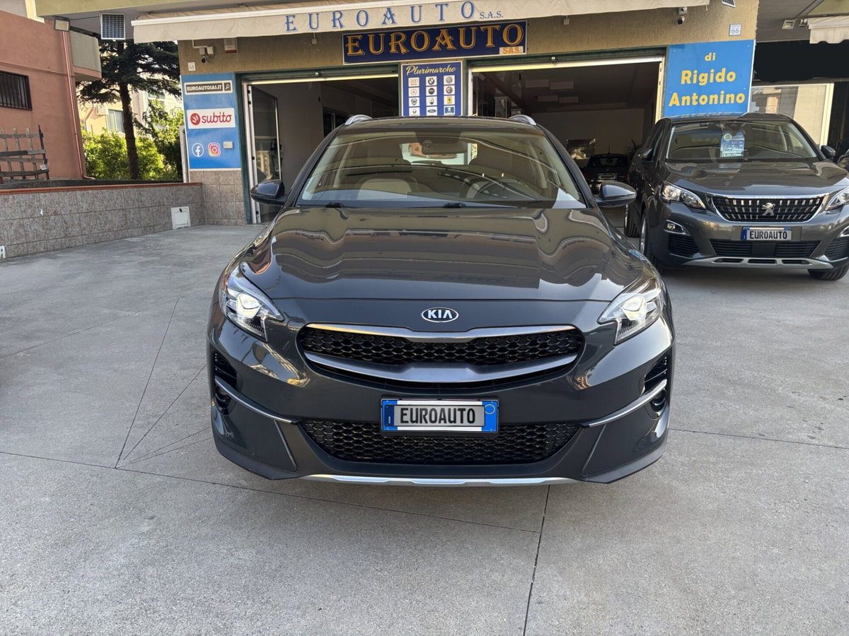 Kia XCeed 1.6 CRDi 115 CV Style (2)