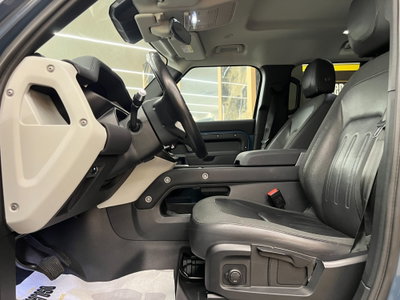 Land Rover Defender 110 2.0 SD4 AWD Auto (11)