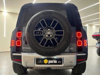 Land Rover Defender 110 2.0 SD4 AWD Auto (4)