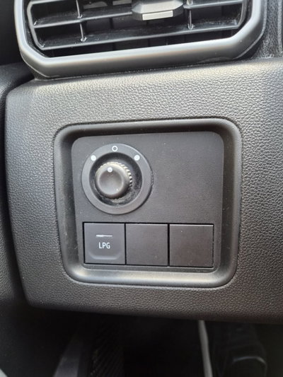 Dacia Duster 1.0 TCe GPL 4x2 Prestige Up (12)