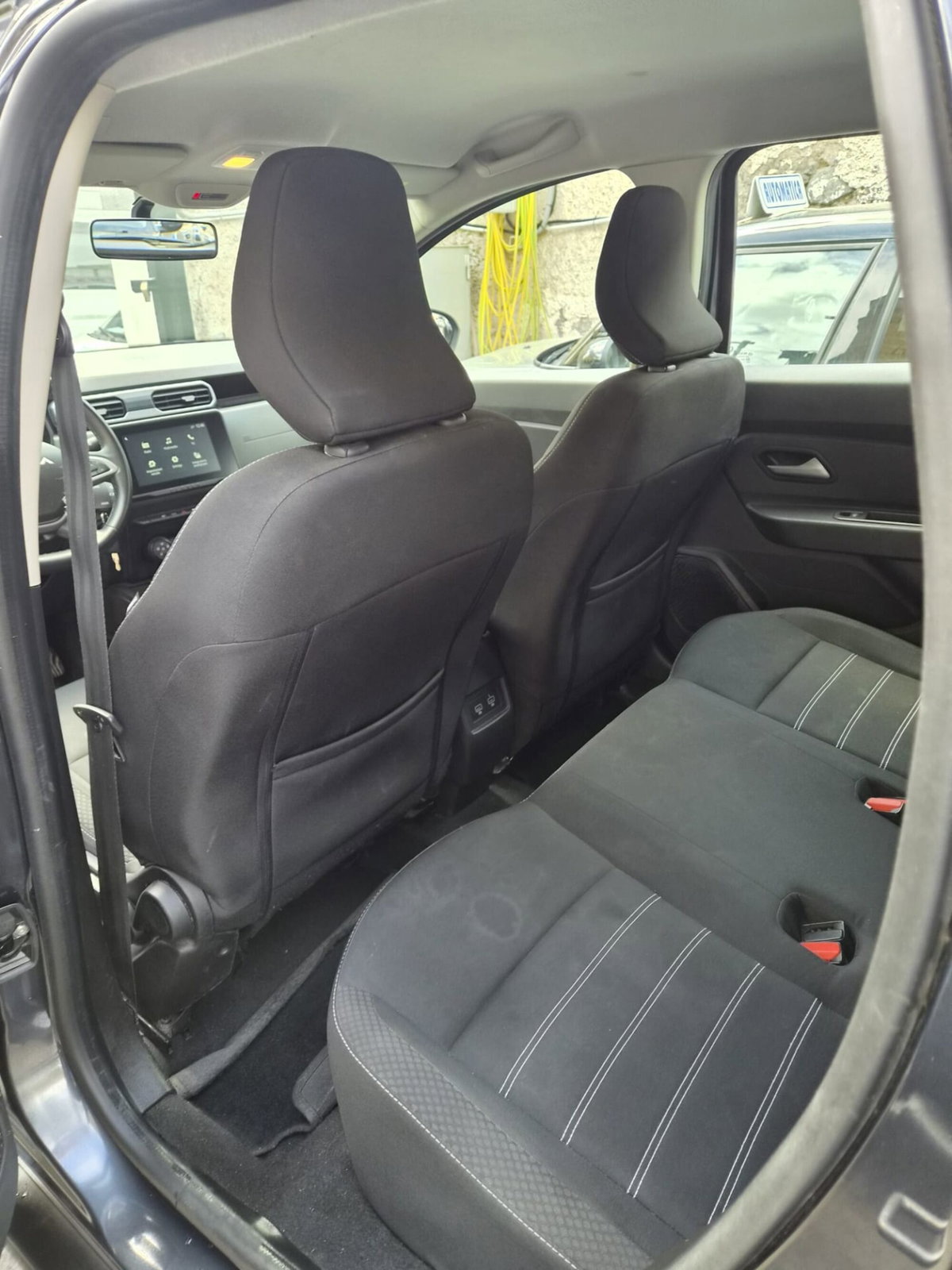 Dacia Duster 1.0 TCe GPL 4x2 Prestige Up (17)
