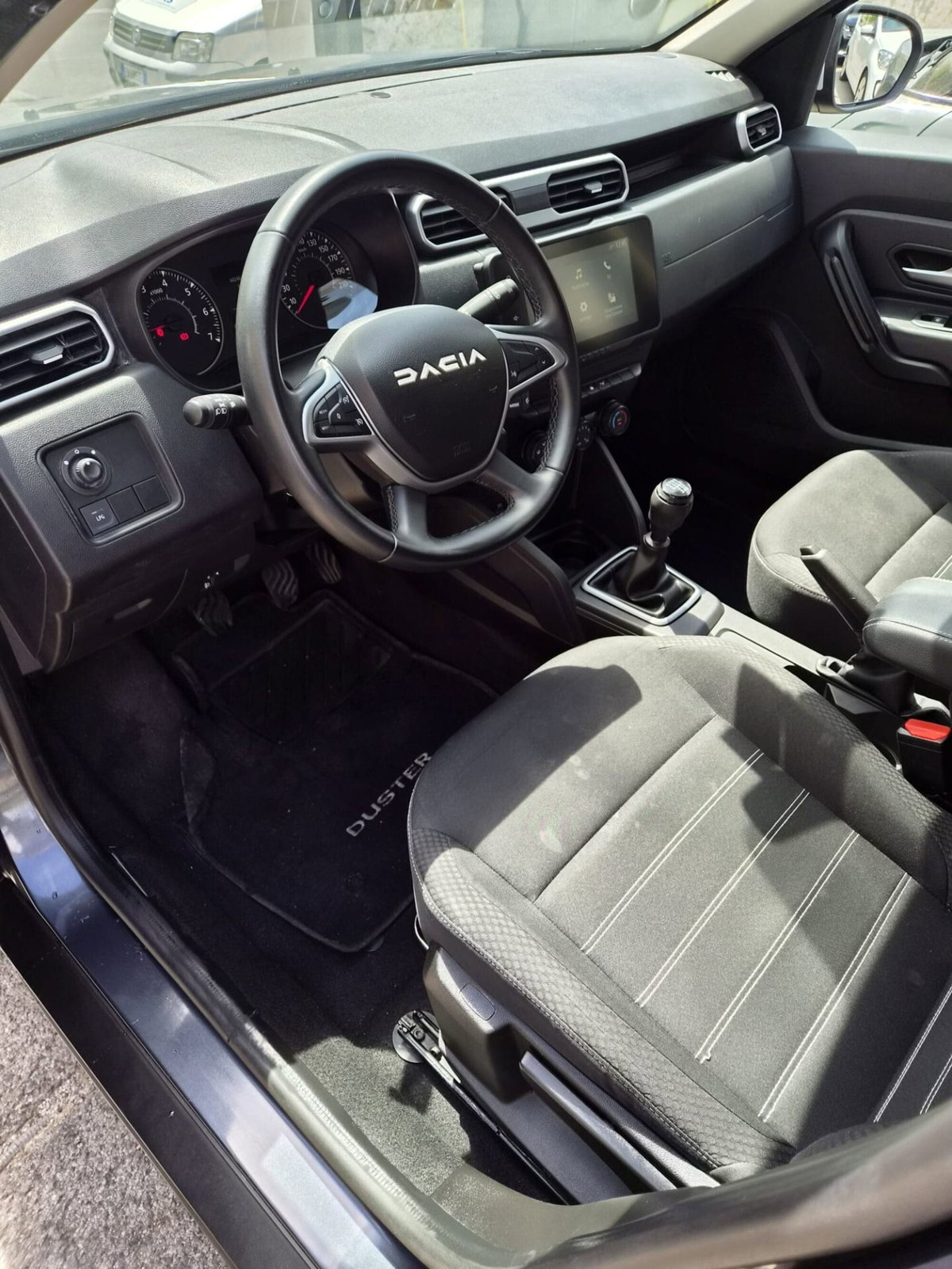 Dacia Duster 1.0 TCe GPL 4x2 Prestige Up (9)