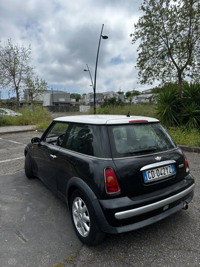 MINI Mini 1.6 16V Cooper (3)