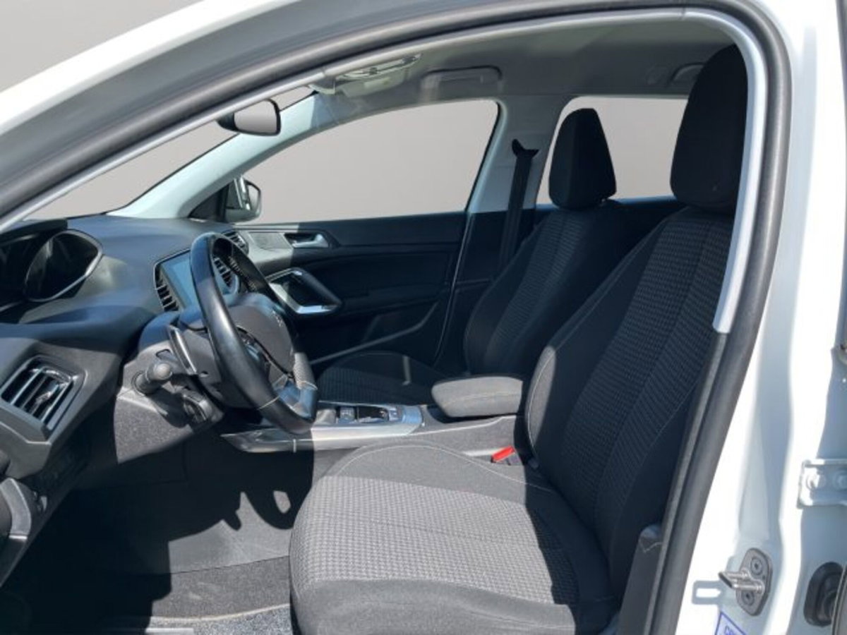 Peugeot 308 SW BlueHDi 130 S&S Allure (7)
