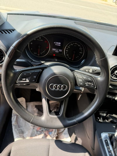 Audi Q2 Q2 30 TDI S tronic Identity Black (7)