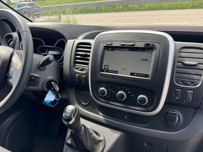 Renault Trafic Furgone T29 2.0 dCi 120CV PC-TN Furgone Ice Plus (17)