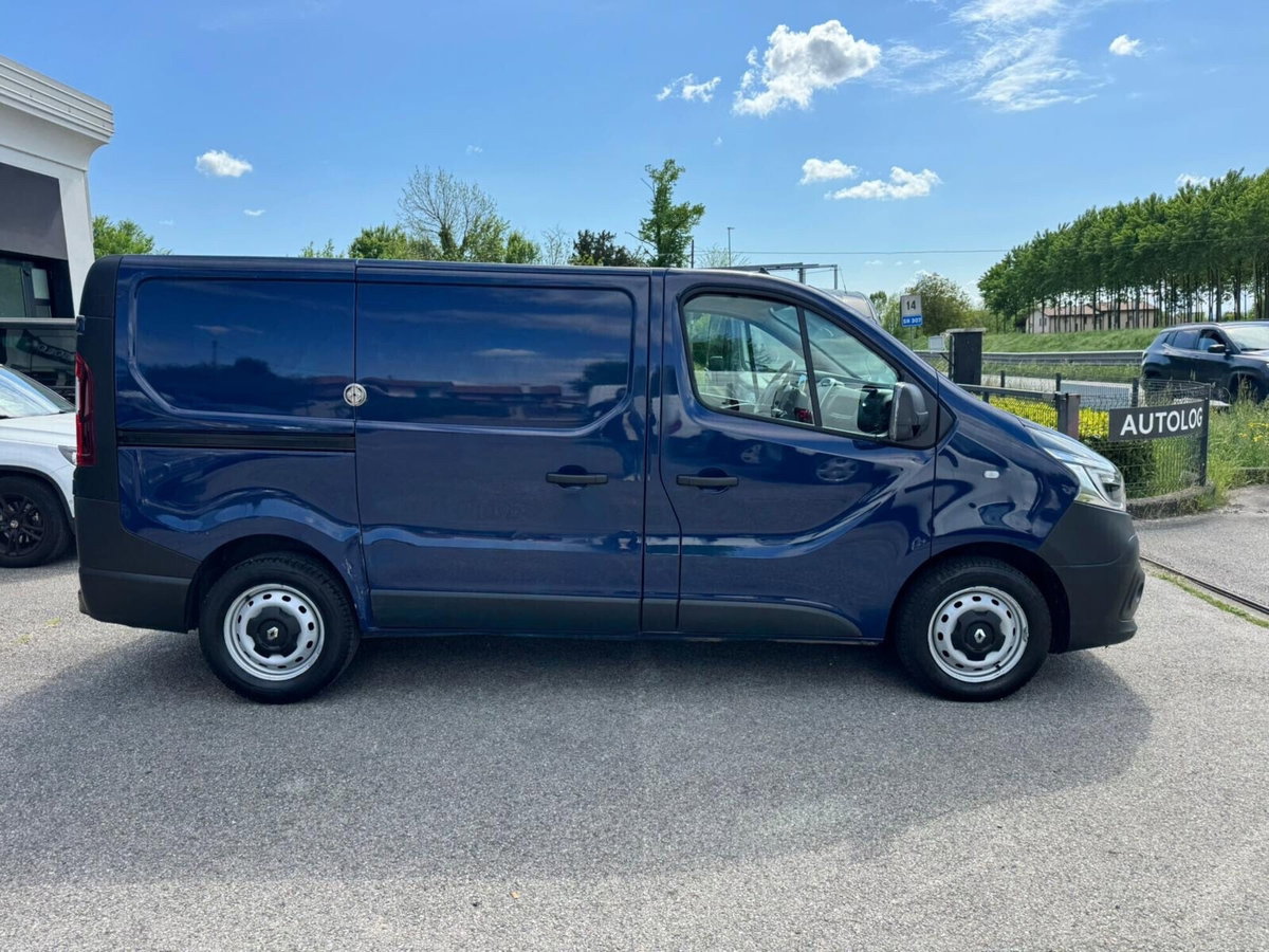 Renault Trafic Furgone T29 2.0 dCi 120CV PC-TN Furgone Ice Plus (3)
