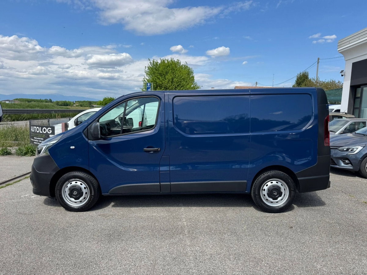 Renault Trafic Furgone T29 2.0 dCi 120CV PC-TN Furgone Ice Plus (6)