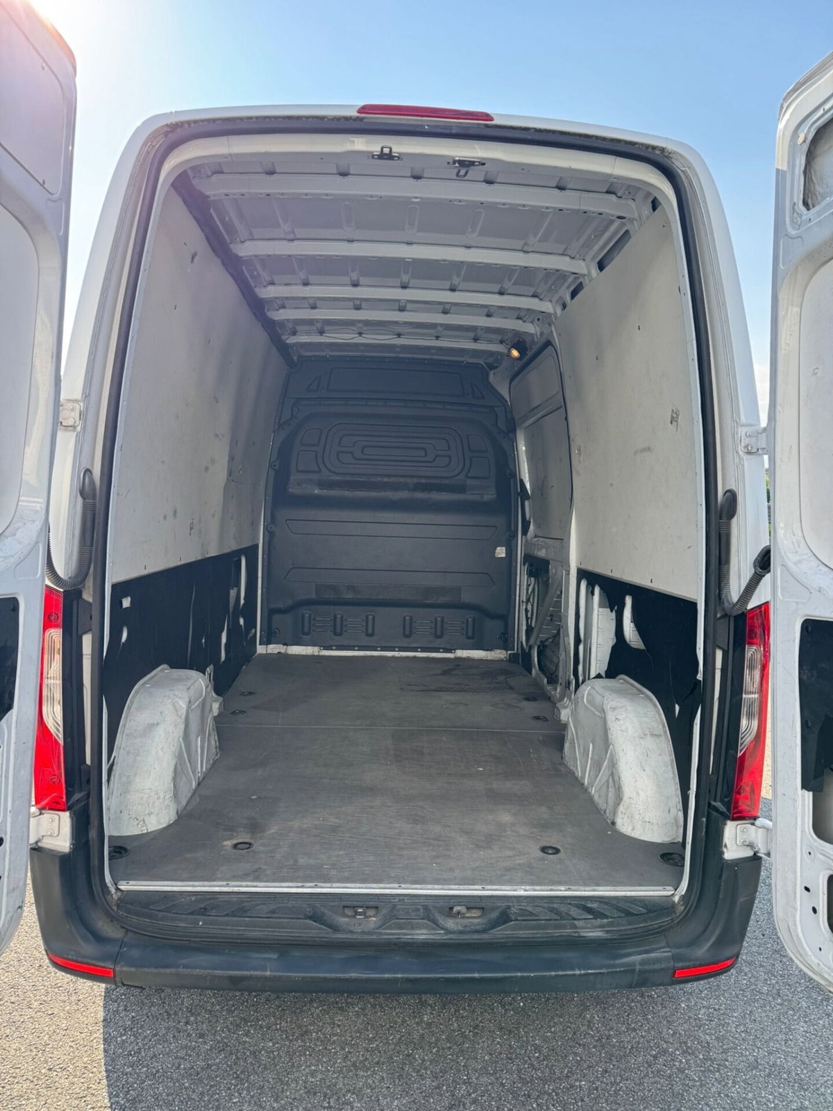 Mercedes-Benz Sprinter F39/35 314 CDI FWD TA Furgone (14)