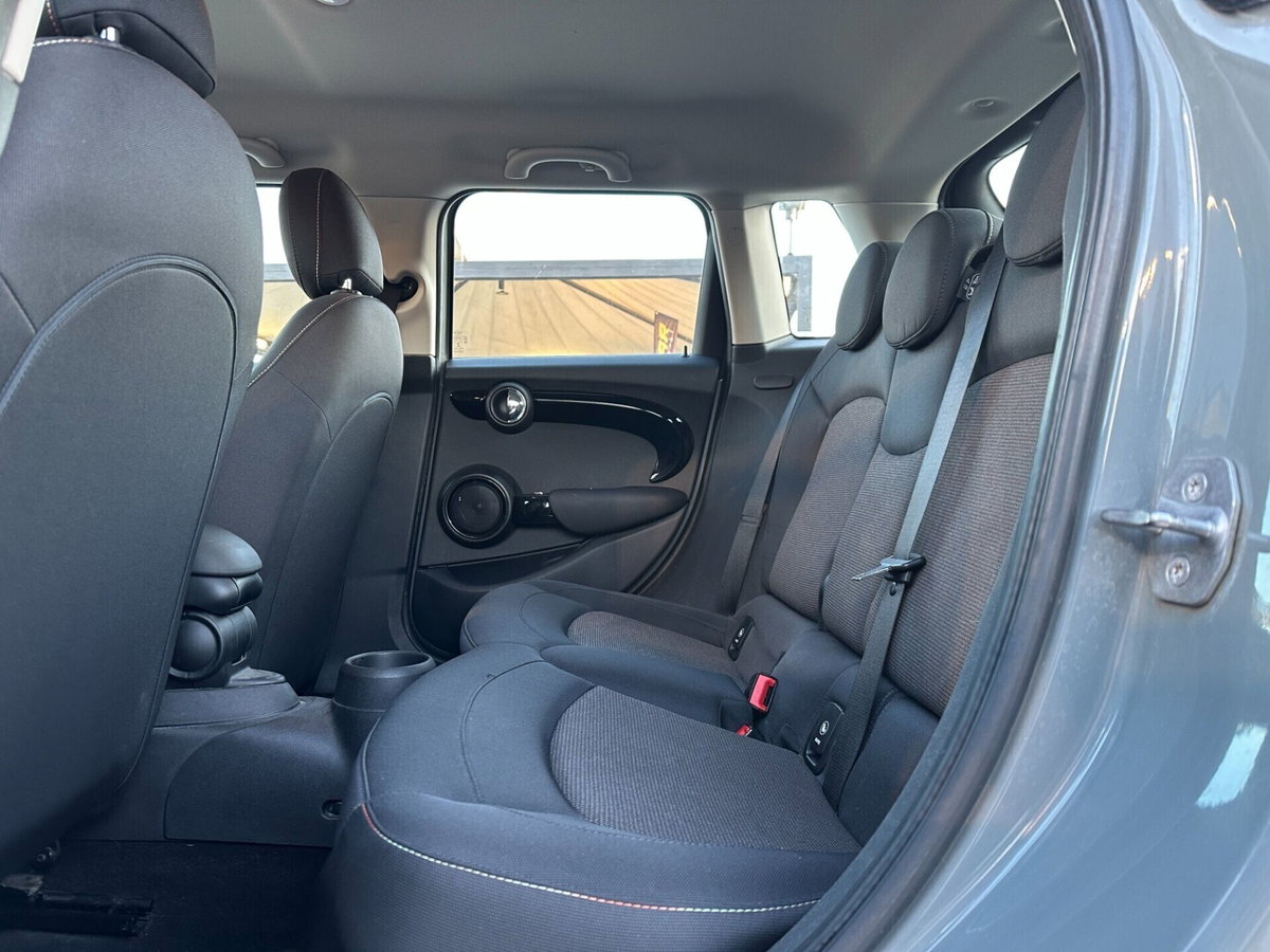MINI Mini 1.5 Cooper D Business XL 5 porte (15)