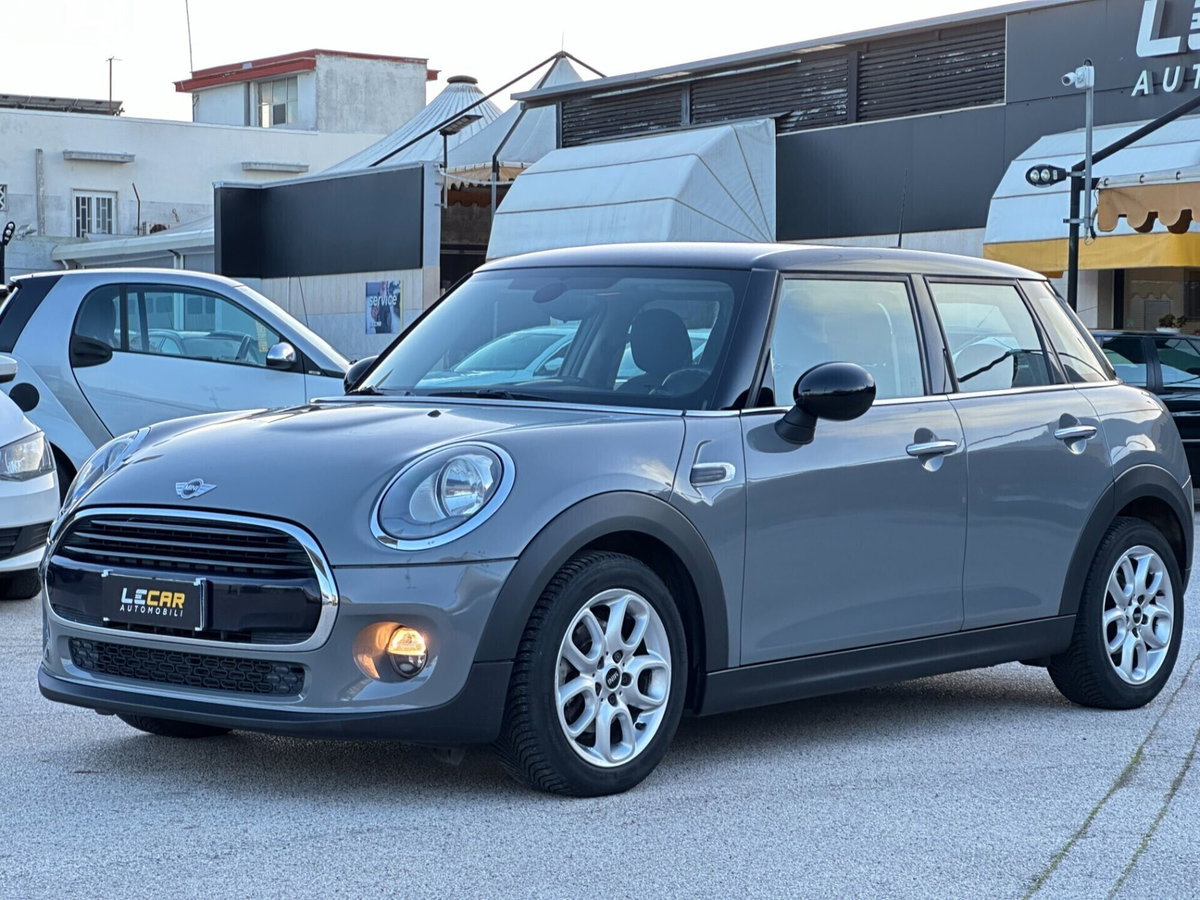 MINI Mini 1.5 Cooper D Business XL 5 porte (3)