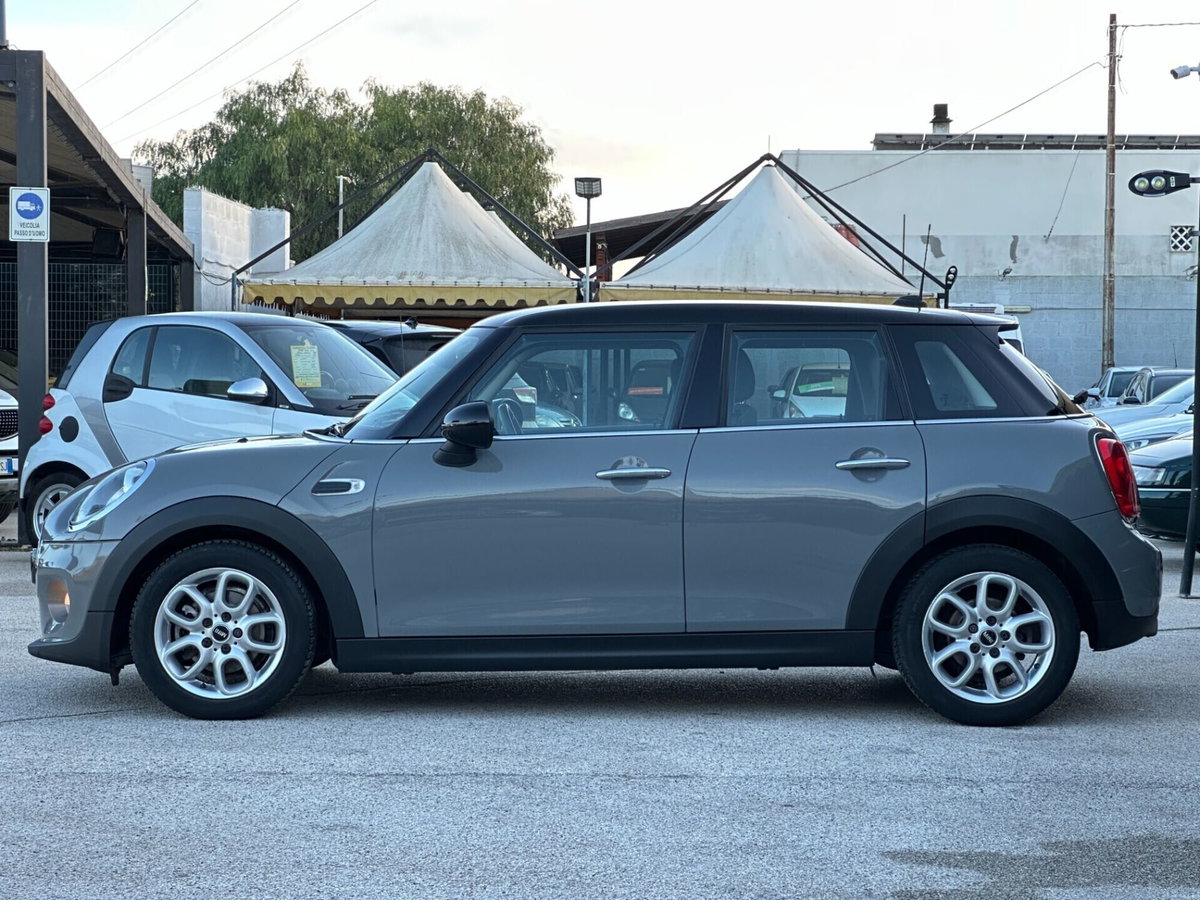 MINI Mini 1.5 Cooper D Business XL 5 porte (4)