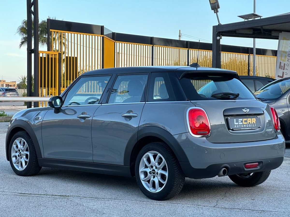 MINI Mini 1.5 Cooper D Business XL 5 porte (5)