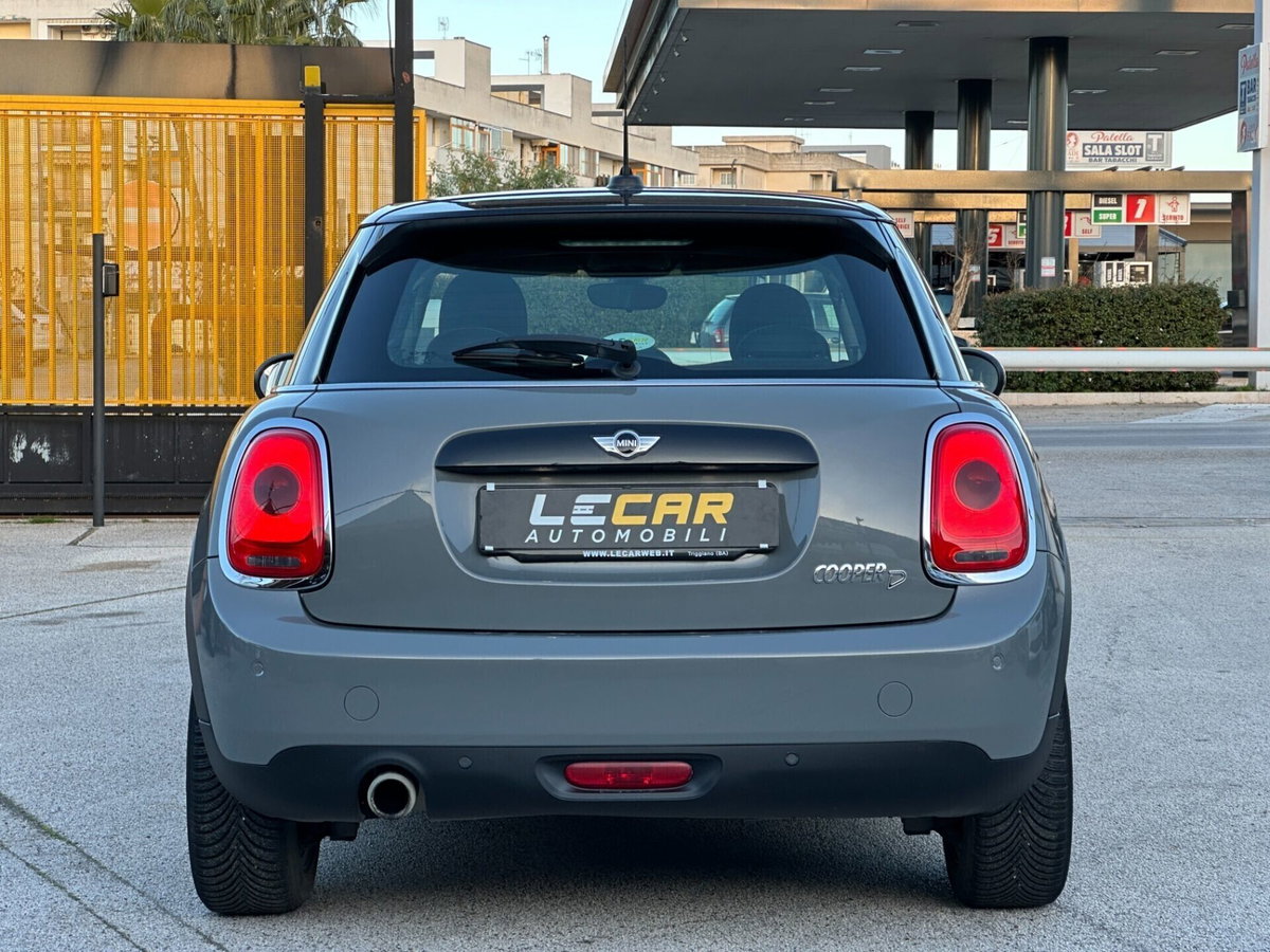 MINI Mini 1.5 Cooper D Business XL 5 porte (6)