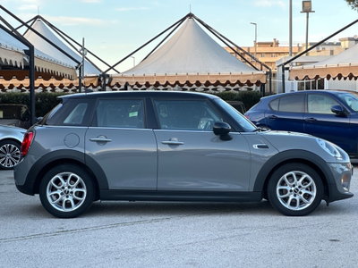 MINI Mini 1.5 Cooper D Business XL 5 porte (8)