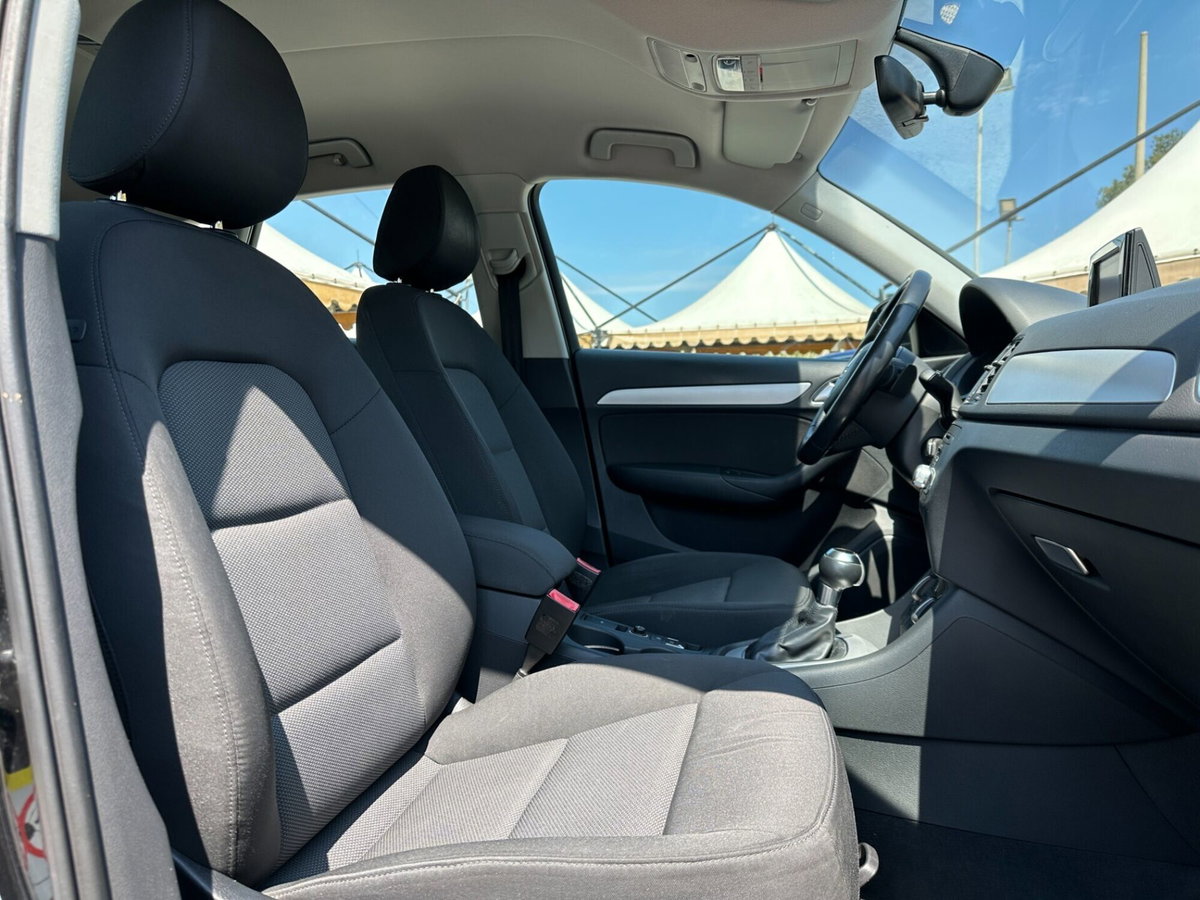 Audi Q3 2.0 TDI 150 CV quattro S tronic Business (14)