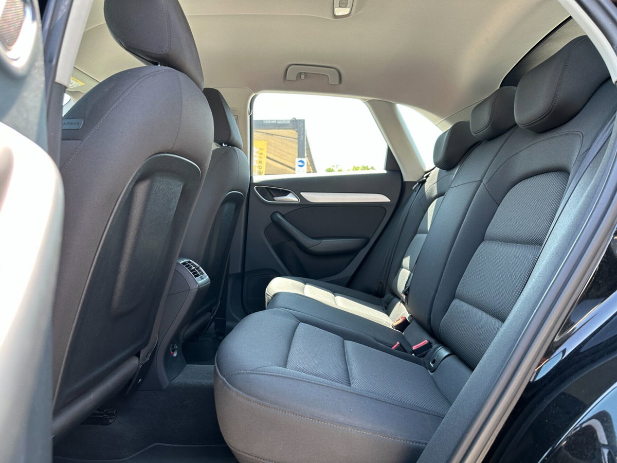 Audi Q3 2.0 TDI 150 CV quattro S tronic Business (15)