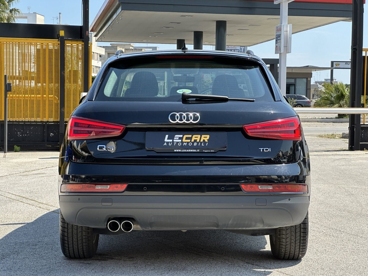 Audi Q3 2.0 TDI 150 CV quattro S tronic Business (6)