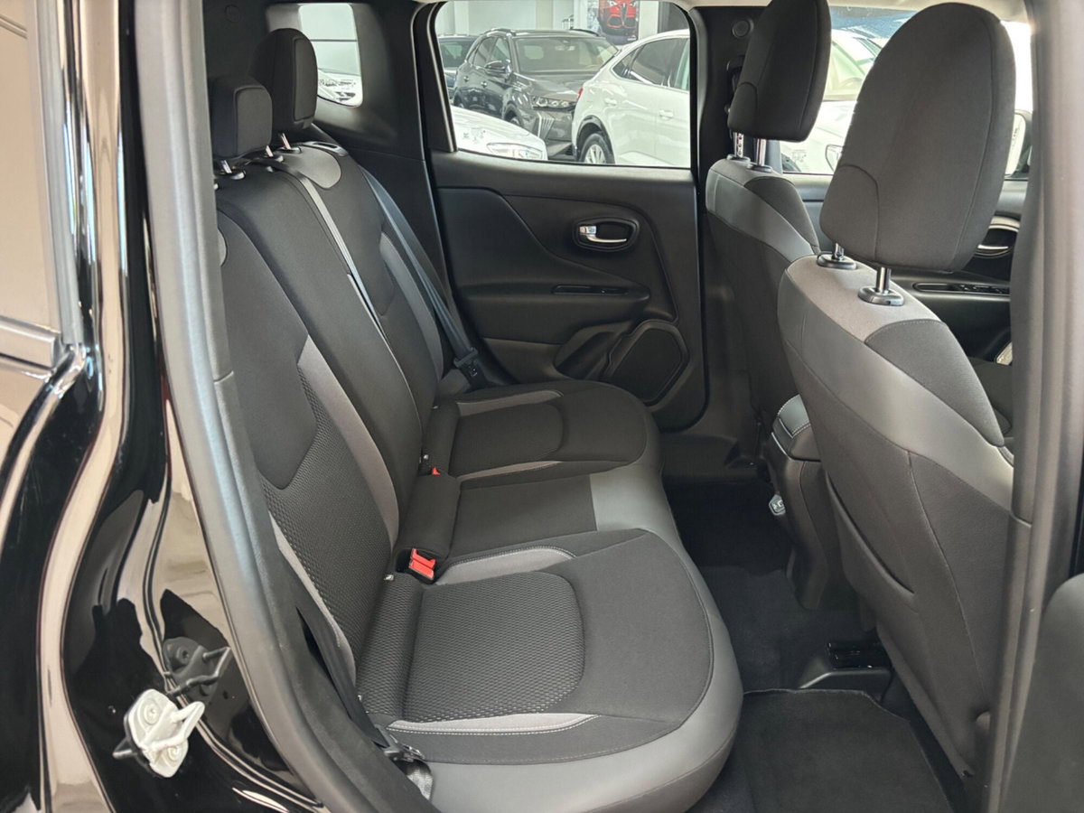 Jeep Renegade 1.6 Mjt 130 CV Limited (10)