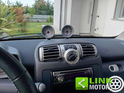 smart Fortwo 1000 52 kW MHD coupé passion (17)