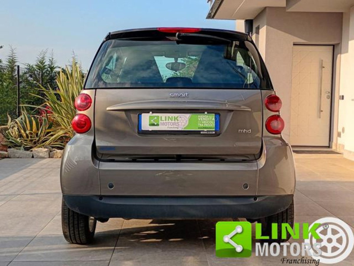 smart Fortwo 1000 52 kW MHD coupé passion (2)