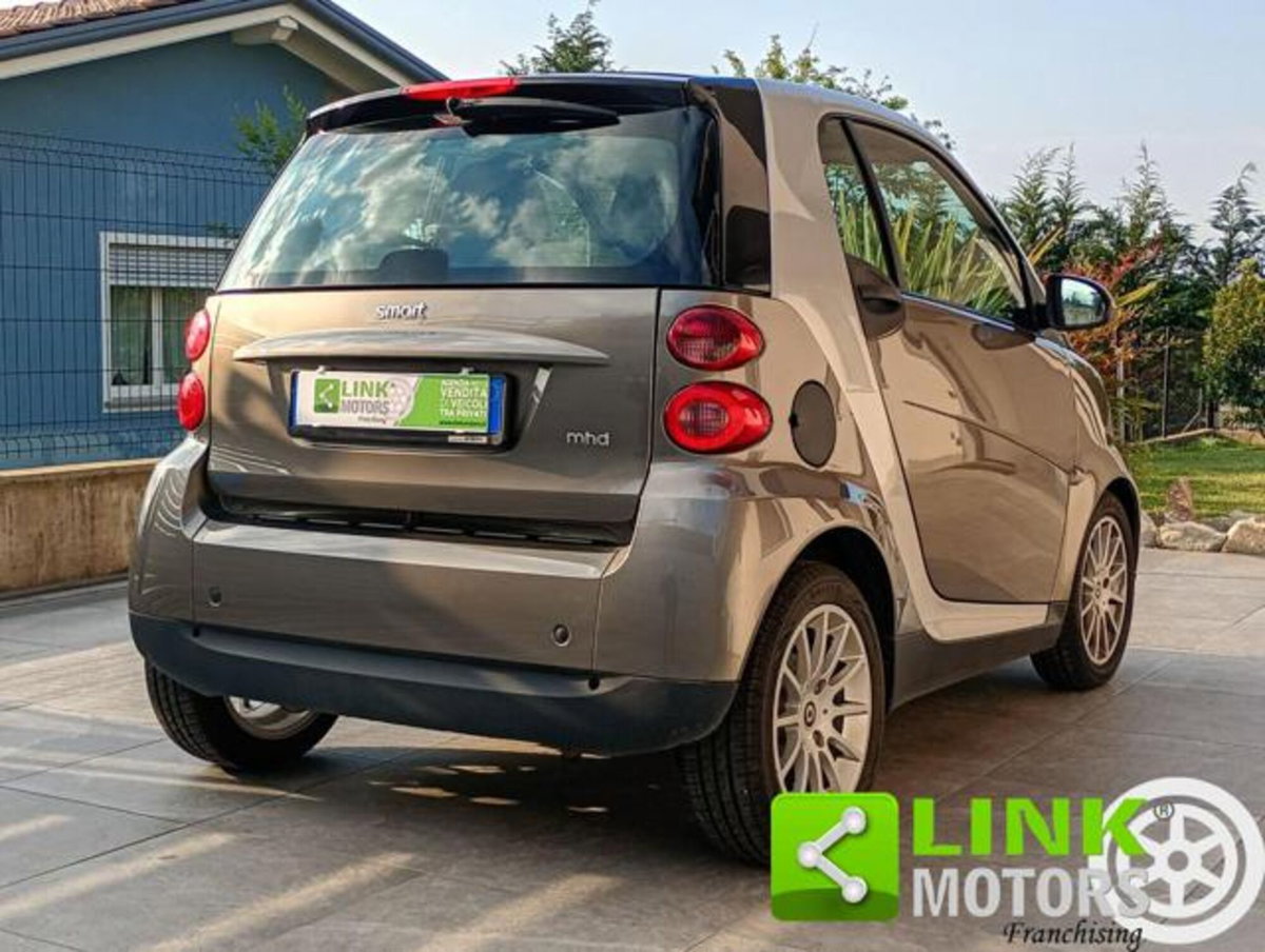 smart Fortwo 1000 52 kW MHD coupé passion (3)