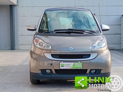 smart Fortwo 1000 52 kW MHD coupé passion (6)
