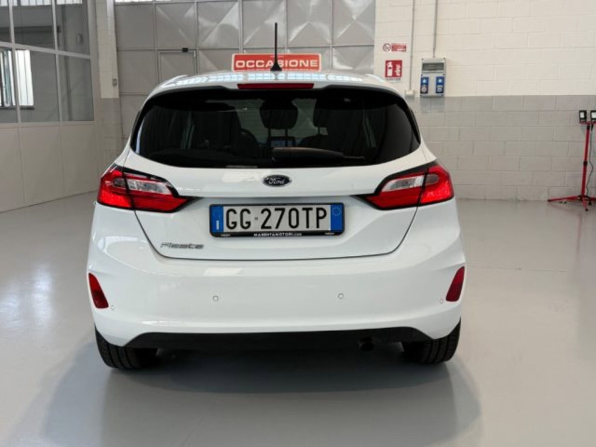 Ford Fiesta 1.1 75 CV 5 porte Titanium (6)