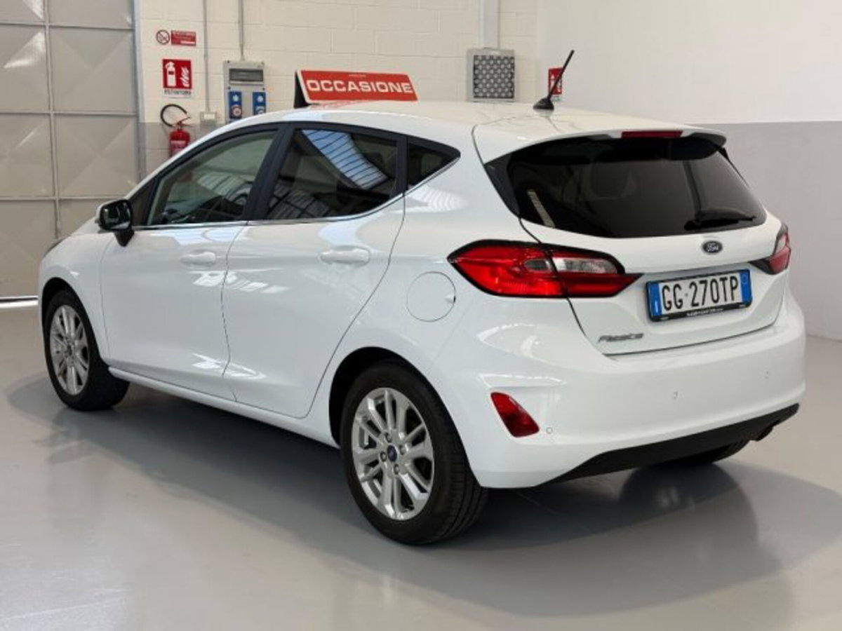 Ford Fiesta 1.1 75 CV 5 porte Titanium (7)