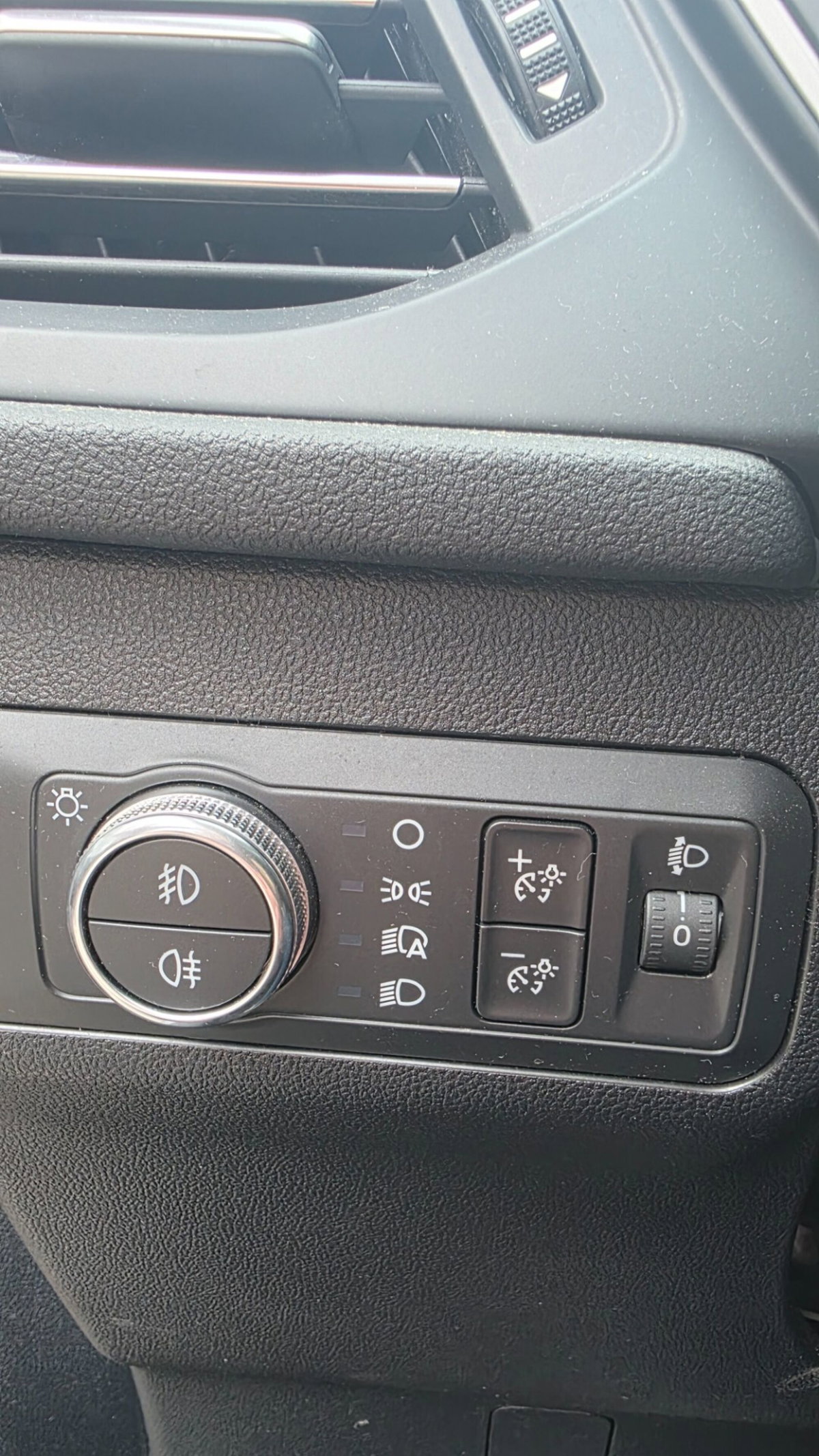 Ford Kuga 1.5 EcoBlue 120 CV aut. 2WD (18)