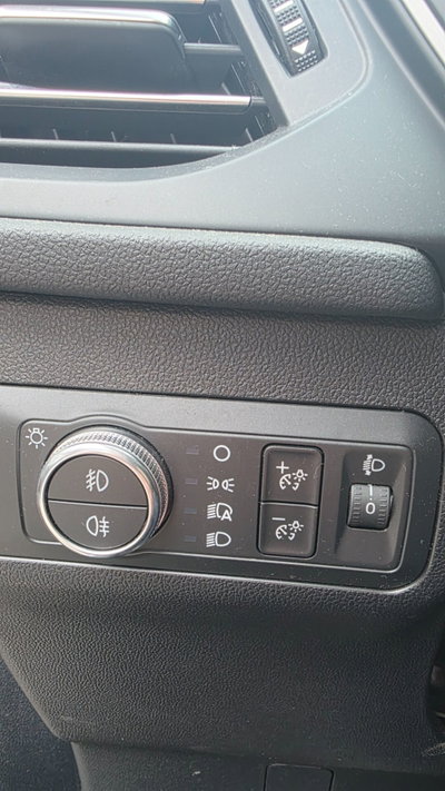 Ford Kuga 1.5 EcoBlue 120 CV aut. 2WD (18)