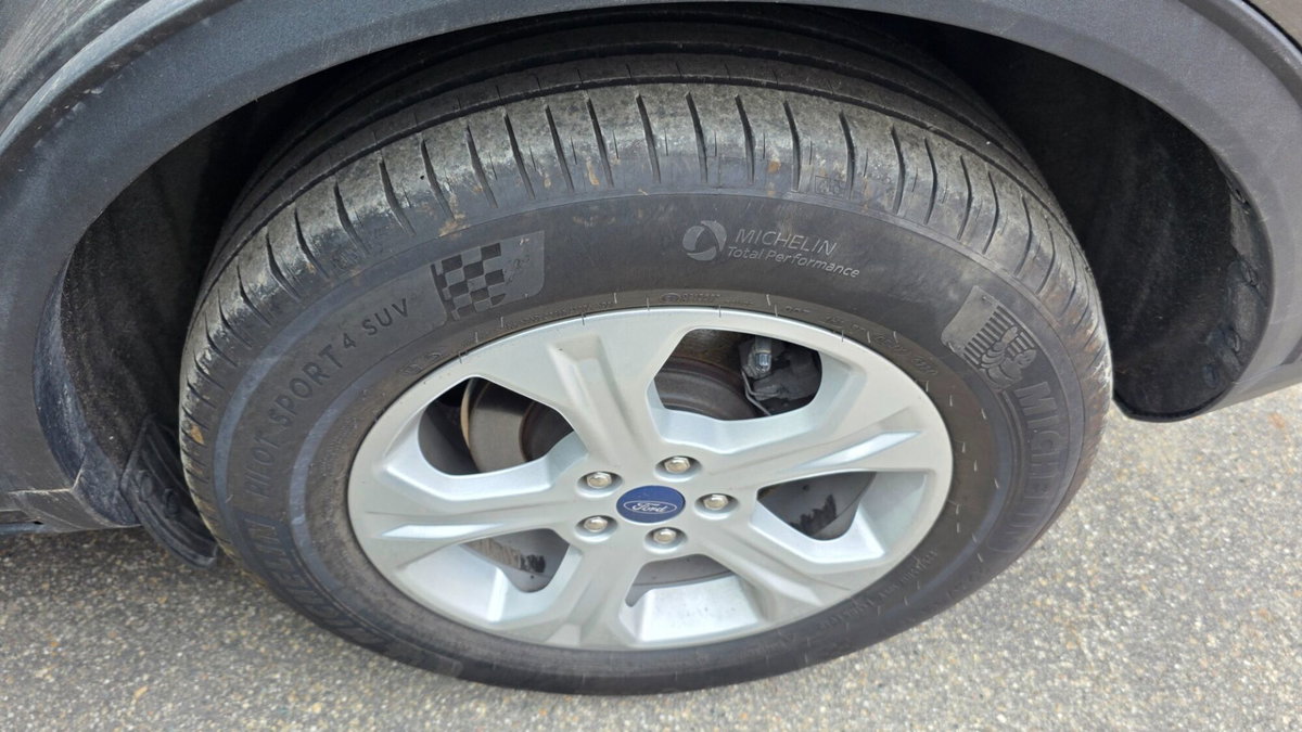 Ford Kuga 1.5 EcoBlue 120 CV aut. 2WD (9)
