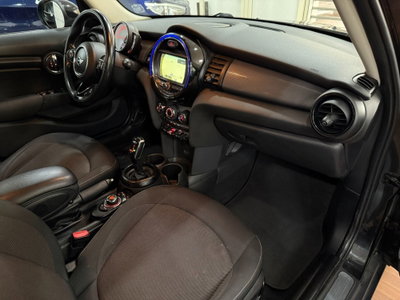 MINI Mini 1.5 Cooper D Business XL (14)